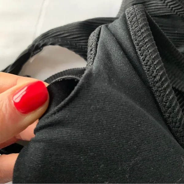 Old Navy Black Ribbed Bikini Top - Image 6