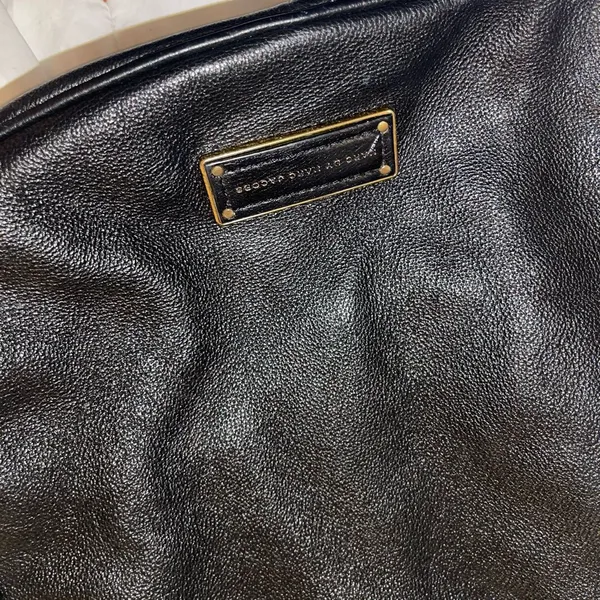 Marc Jacobs 100% Genuine Cow Leather Black Shoulder Bag - Image 3