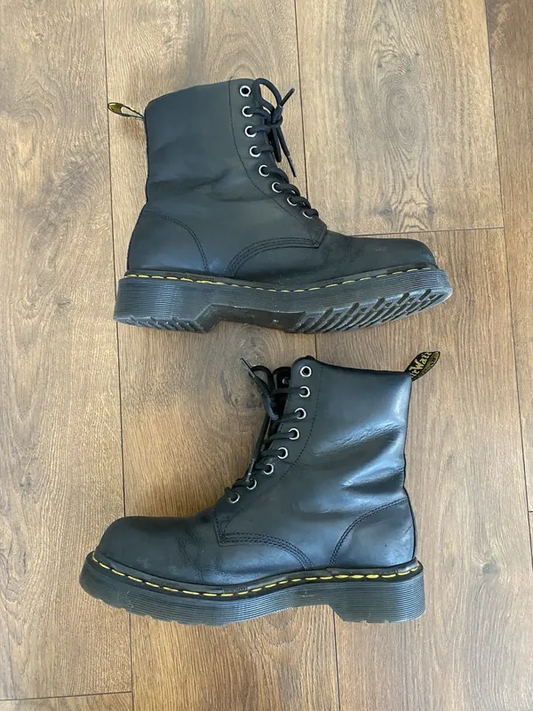 Dr. Martens Women’s Black Combat Ankle Boots Lace-Up Air Cushion US 8 - Image 8