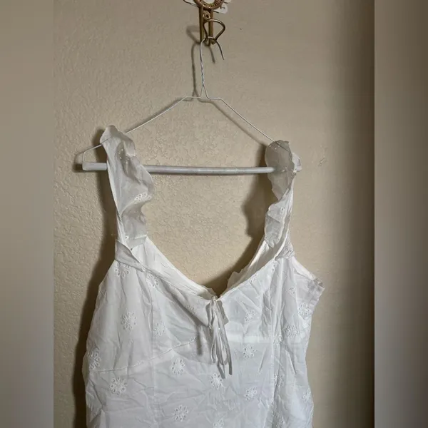 Princess Polly Besiana Eyelet Mini Dress Sz 14 Curve in White Flutter Straps NEW - Image 3