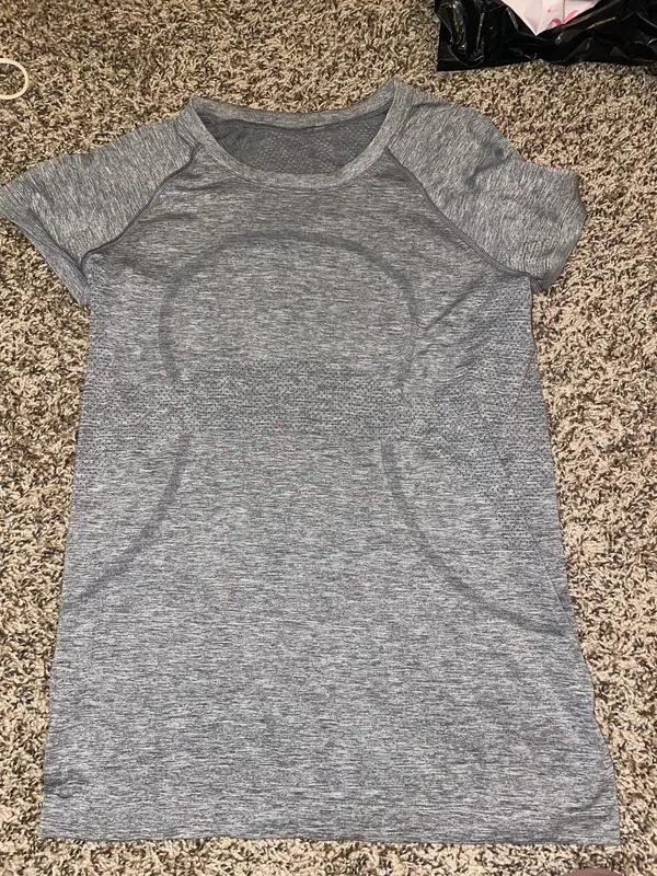 Lululemon Swiftly Tech Short Sleeve - Image 2