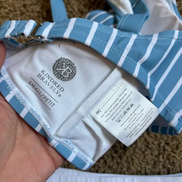 Kindred Bravely Women's Swimsuit Top Small / Bottoms Medium Blue Stripe‎ - Image 5