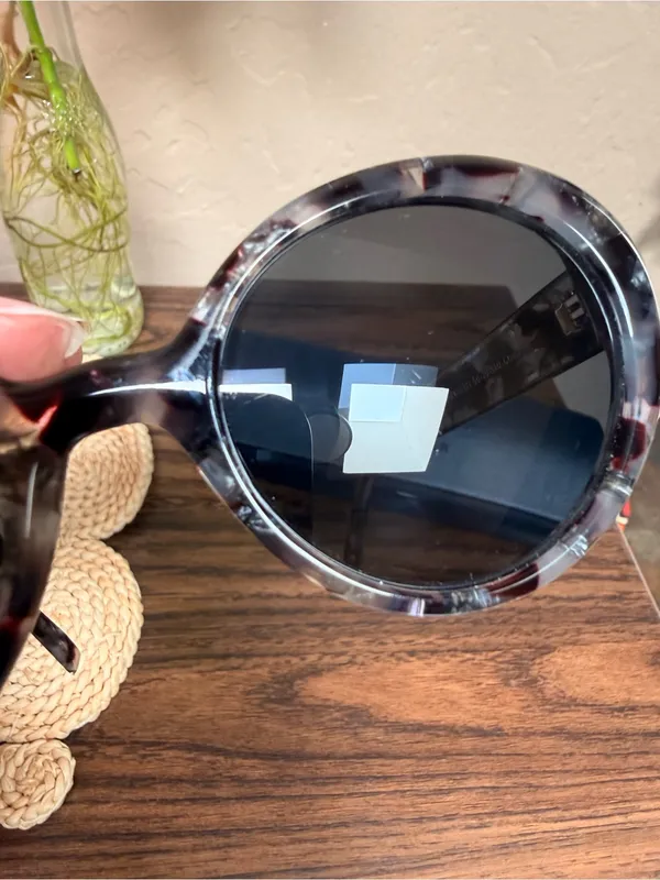 Warby Parker Renee sunglasses featuring a grey tortoise shell pattern - Image 8