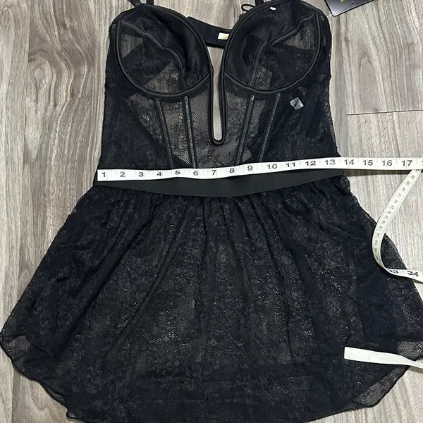 Roma Black Sheer Lace Babydoll Chemise with Plunge Cups - Image 9