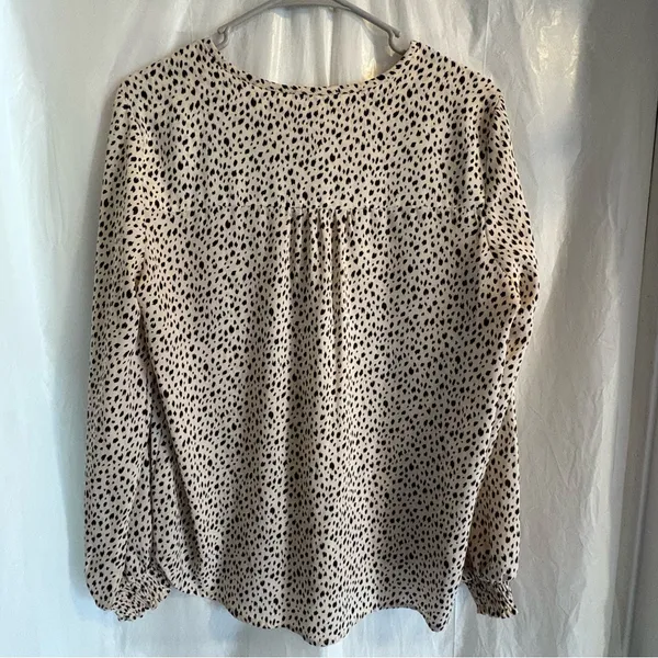 Pleione Women's Blouse Sz Medium Black & Cream Dotted Pullover Long‎ Sleeve Work - Image 2