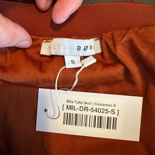 NWT Baltic Born "Mila Tulle Skirt", Cinnamon Brown, Maxi-Length, Size Small - Image 3