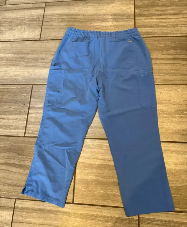 Womens Figs Scrub Pants sz XXL! No :( - Image 2