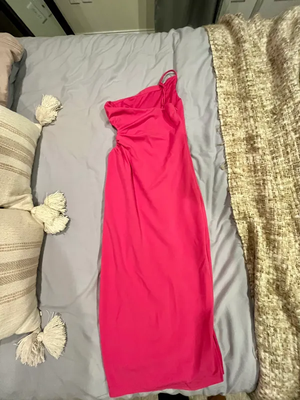 Flirty Temptation Hot Pink One-Shoulder Cutout Bodycon Dress - Image 6