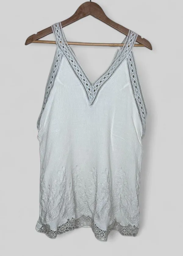 ASTR Embroidered Tunic Tank Top Ivory Size Large - Image 3