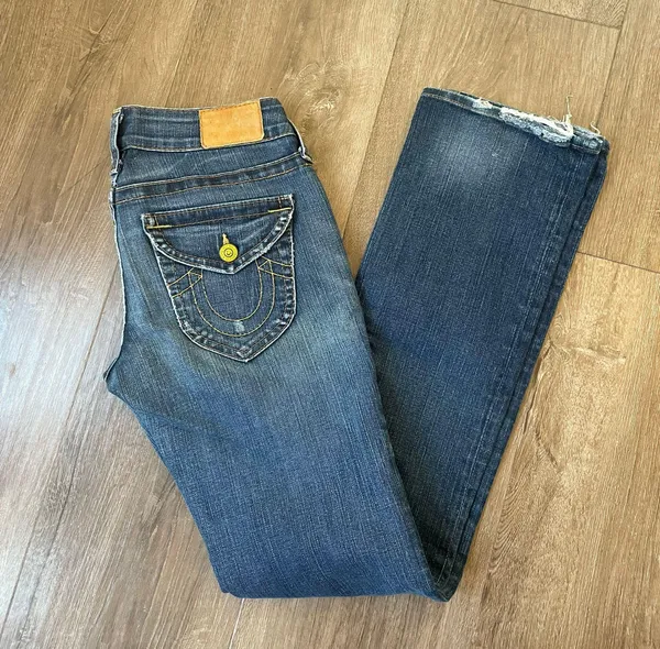 True Religion Billie Straight Leg Jeans Pocket Flap Medium Wash Womens Sz 28 - Image 2