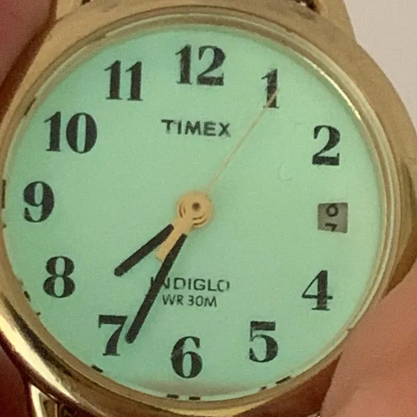 Timex indiglo date women’s watch gold silver tone 25mm Quartz 6.5” running - Image 6