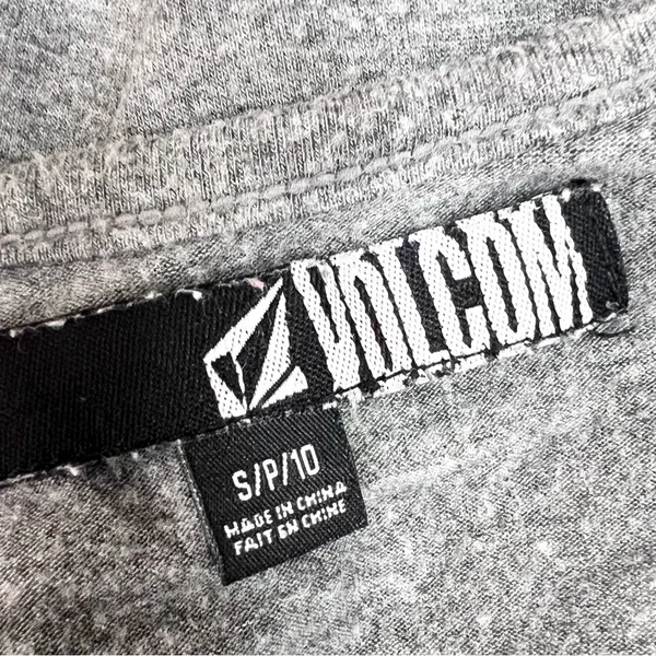 Volcom Nation Gray & Black Flutter Sleeve Skate T-shirt Women’s Size Medium - Image 5