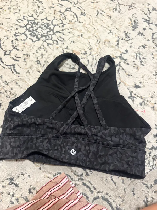 Lululemon - Image 2