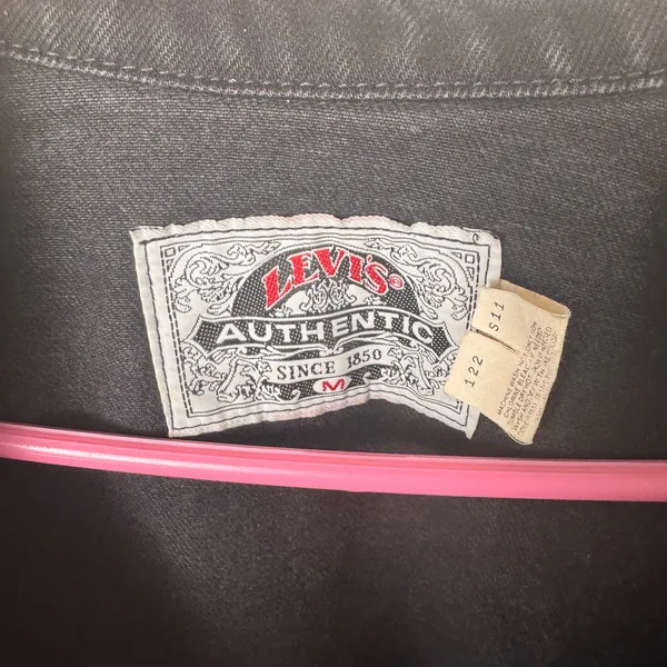 vintage 90s levi’s 77598-0260 black denim trucker jacket men’s M boxy - Image 4