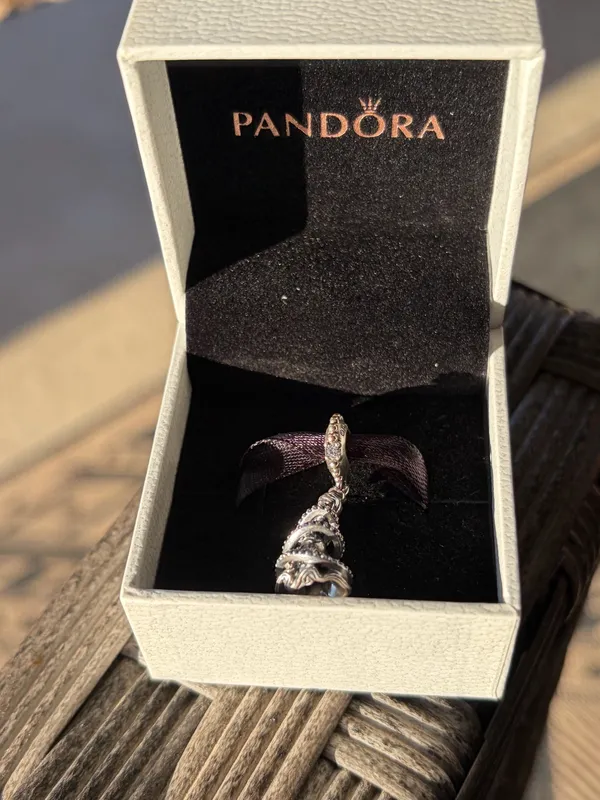 New in box Pandora x Disney CINDERELLA blue cz ribbon - Image 3