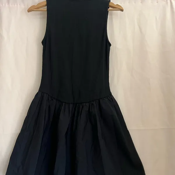 Elegant Black  Dress - Image 7