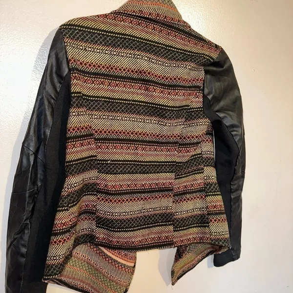 Bke Outerwear Jacket - Image 7