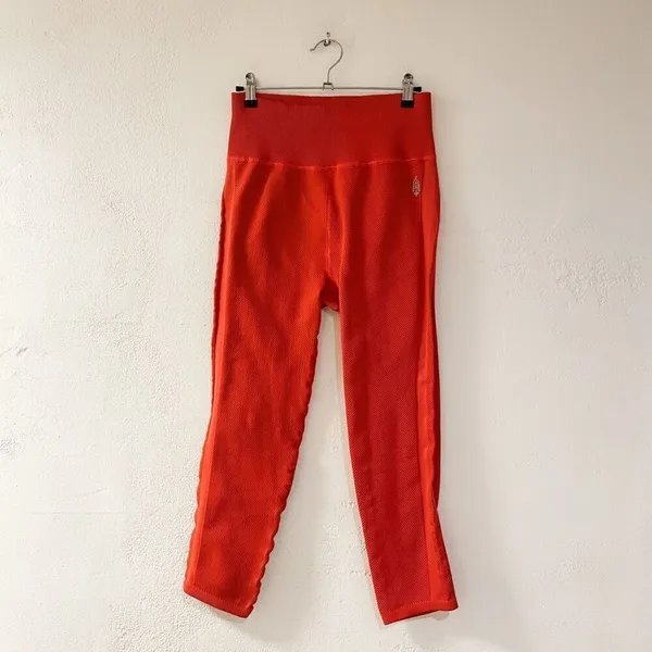 FP Movement Free Throw Legging in Ripe Persimmon Red Orange Large - Image 2