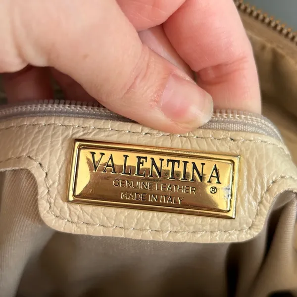 Valentina Crossbody Bucket Bag - Image 13