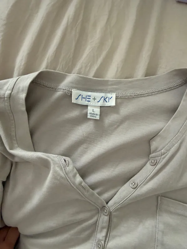 She & Sky Boutique Top - Image 3