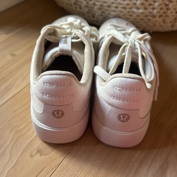 Lululemon Citycverse Sneaker - Image 4