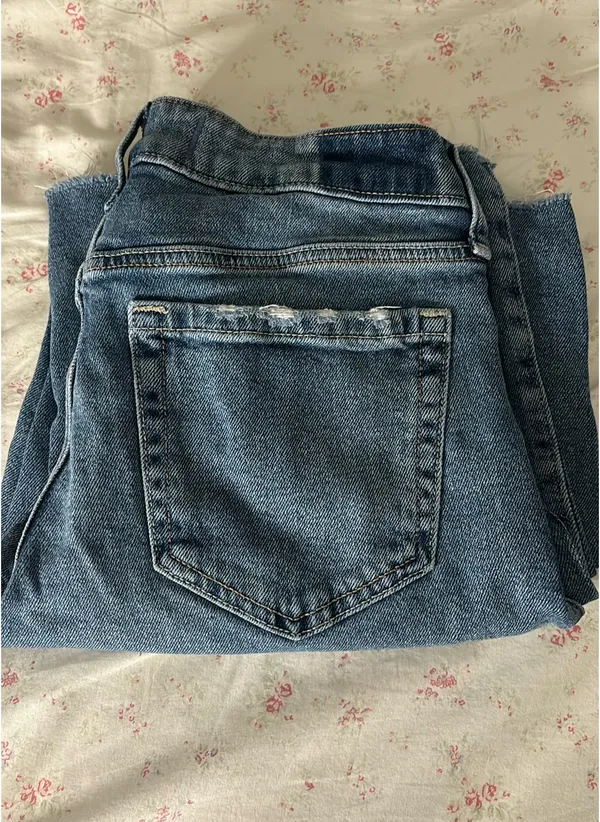 Hollister Low-Rise Baggy Jeans - Image 2
