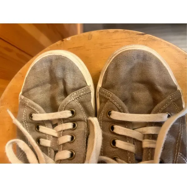 Roxy Women 8 Sneakers - Image 6