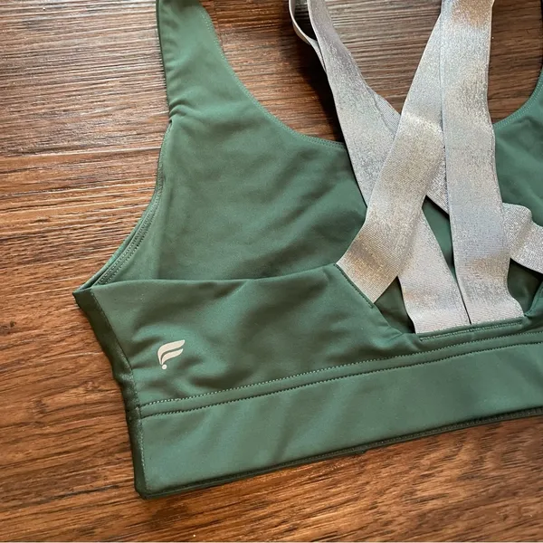Fabletics Paige Low Impact Sports Bra Green Silver Strappy Back Sz Large - Image 10