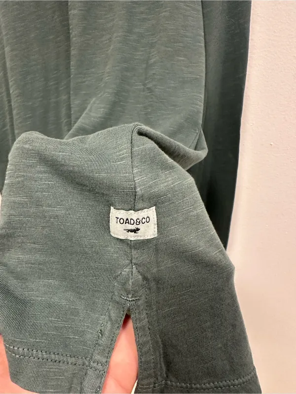 Toad&Co Women's Long-Sleeve organic cotton Crew Tee in Teal Green Size medium - Image 3