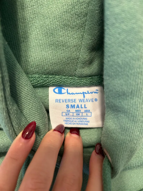 Champion cropped hoodie - Image 3