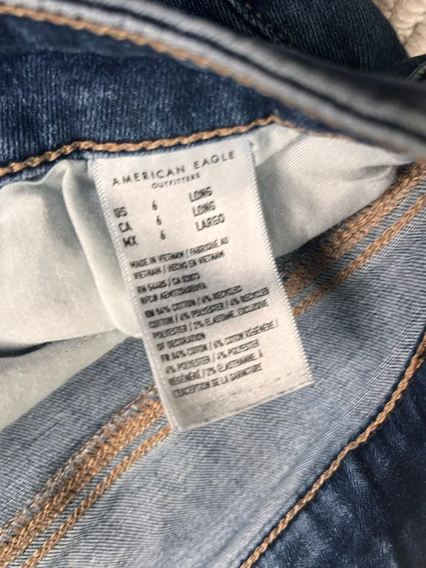 American Eagle Stretch Jeans - Image 6