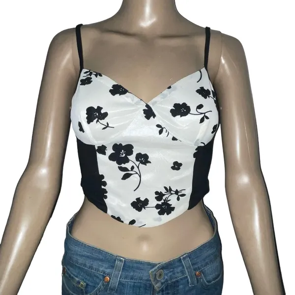 Cider  floral cropped camisole - Image 2