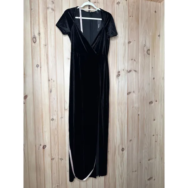 NWT Lulus Eternal Elegance Black Velvet Short Sleeve Maxi Dress Party Holiday L - Image 2