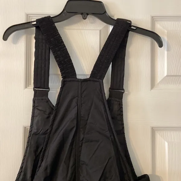 SkiGear Women Small size excellent condition inseam 27” color black - Image 7