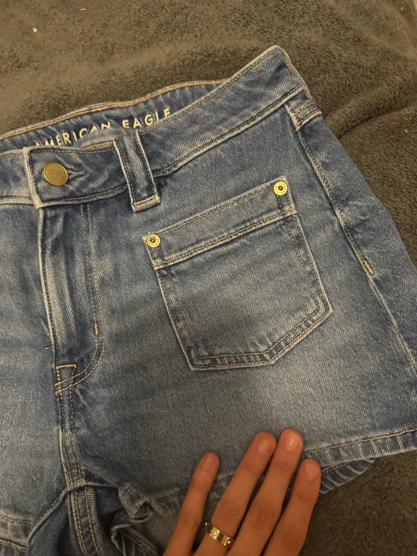 American Eagle Outfitters blue jean shorts with pockets - Image 2