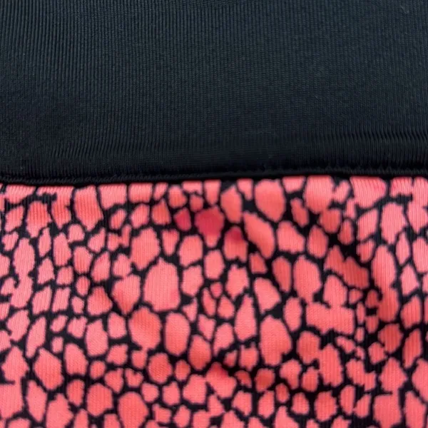 Nike crackle print medium Capri length leggings - Image 10