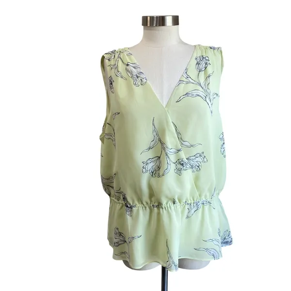 Banana Republic V-Neck Peplum Career Blouse in a Creamy Floral Yellow Sz‎ XL - Image 2