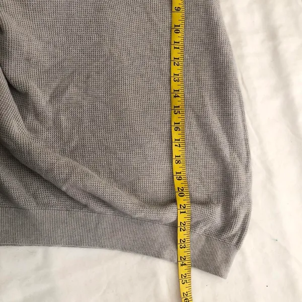 prAna Light gray long sleeve V-neck sweater with a soft and cozy feel Size M, measurement in pics - Image 5