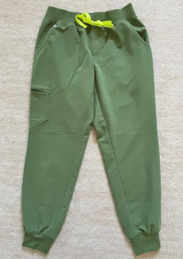 FIGS Zamora Jogger Scrub Pants - Image 4