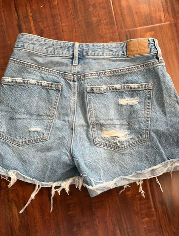 American Eagle Shorts - Image 2