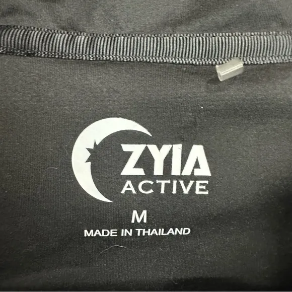 Women's Zyia Active Size Medium Black 1/2‎ Zip Long Sleeve Sweatshirt - Image 3