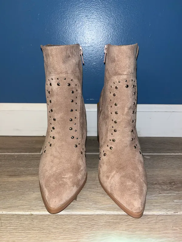 Lulus booties - Image 4