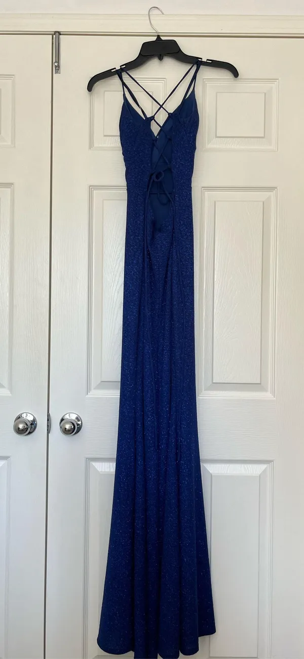 Windsor Sparkly navy blue prom dress - Image 3