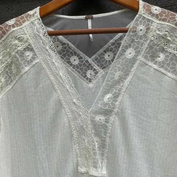 Free People Angel Food Cream Lace boho top blouse size Medium M Coachella - Image 7