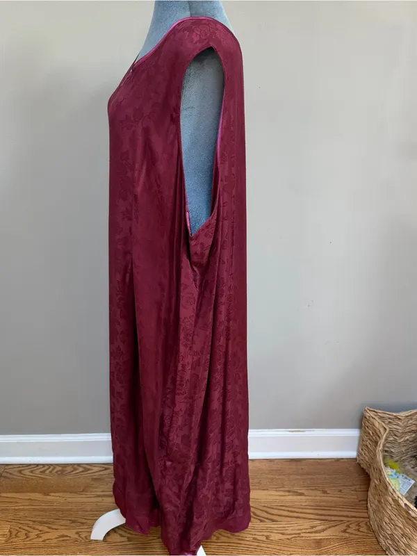 April Cornell Too! Vintage burgundy Maroon sleeveless maxi dress floral embossed - Image 3