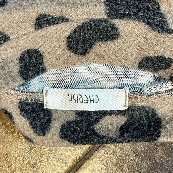 Cherish Women’s Leopard Soft Sweatshirt Medium - Image 8