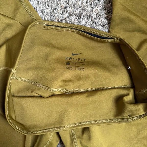 Nike Leggings Women’s Small - Image 3