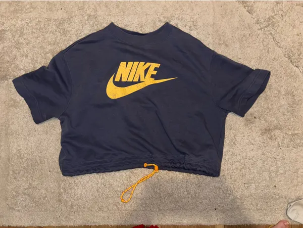 Nike Drawstring Crop Top - Image 2