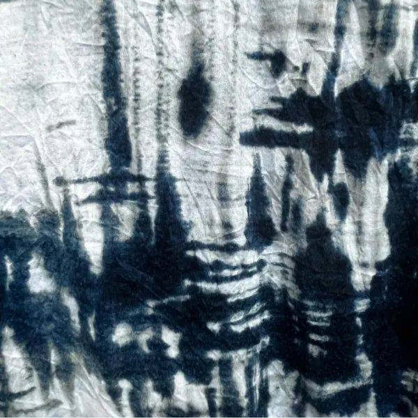 Vera Wang Abstract Tie-Dye Tee - Medium - Image 8