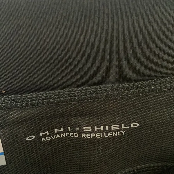FINAL MARKDOWN Columbia Omni shield shorts small - Image 4